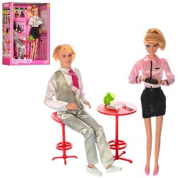Кукла официантка с парнем